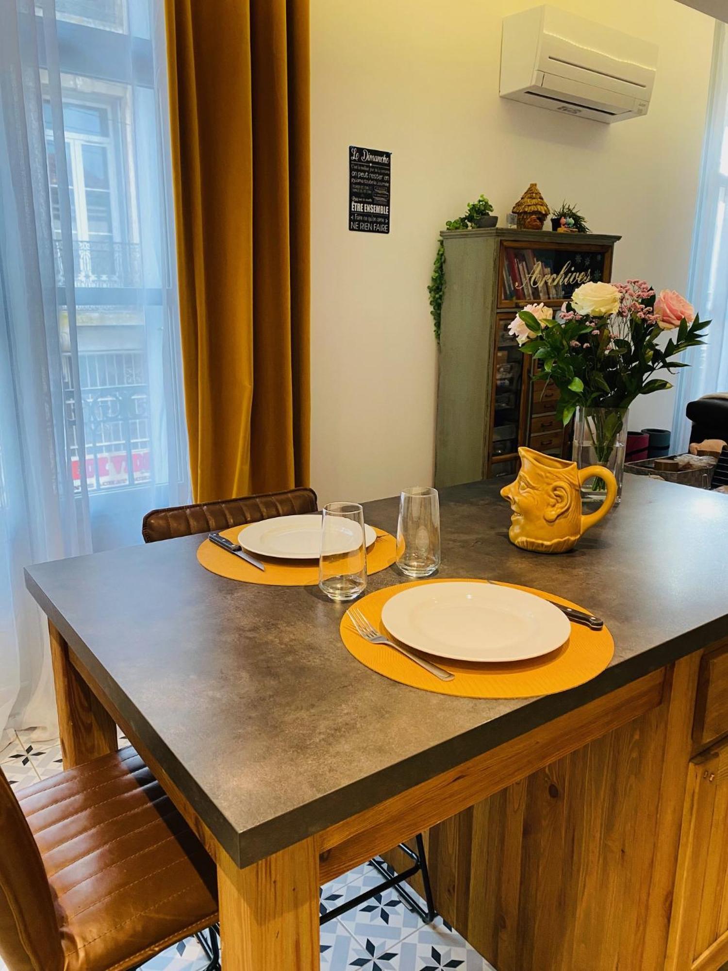 Douillet Et Coquet Appartement Climatise - Parking Prive Gratuit - Centre 蒙彼利埃 外观 照片