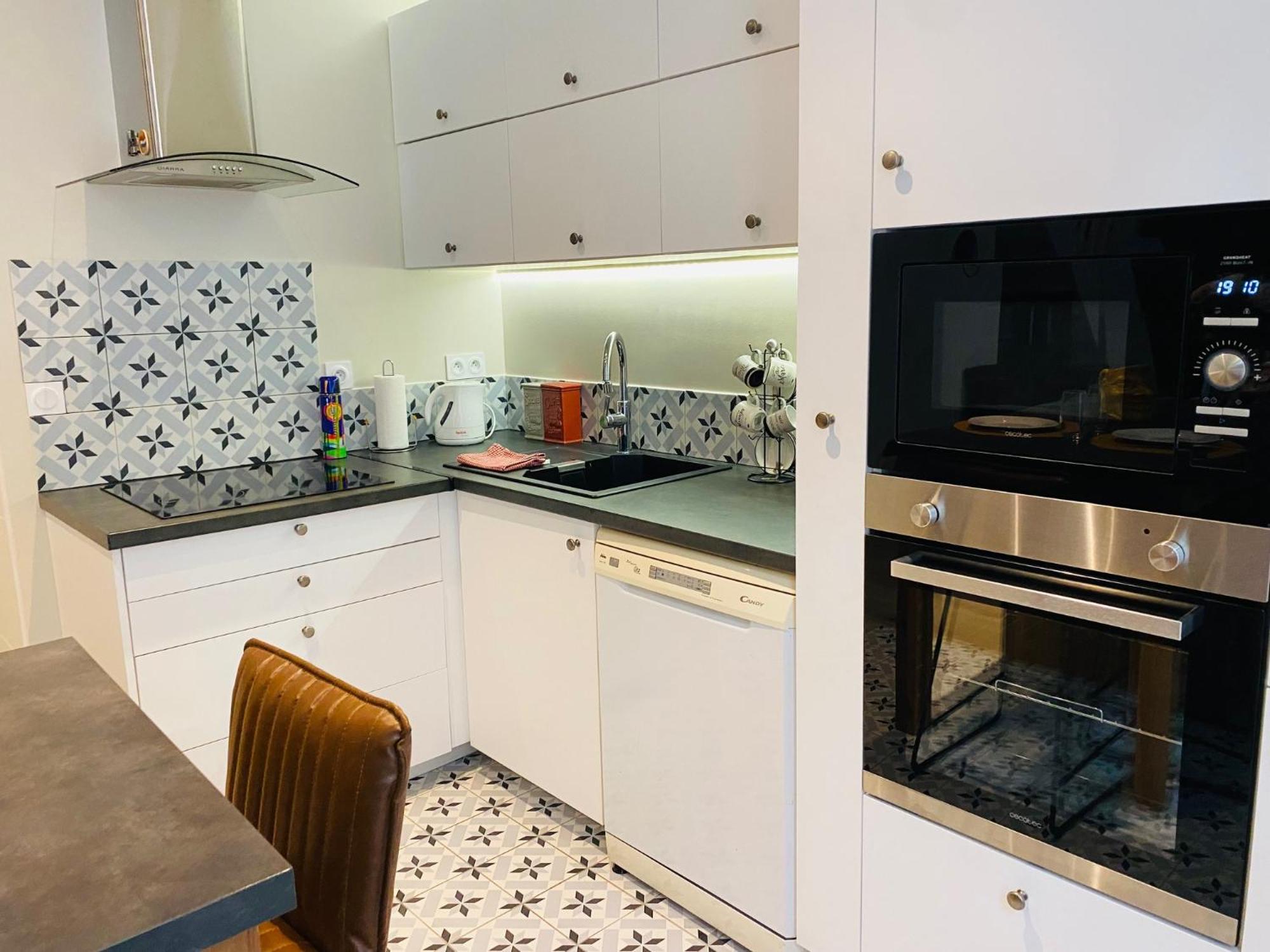 Douillet Et Coquet Appartement Climatise - Parking Prive Gratuit - Centre 蒙彼利埃 外观 照片